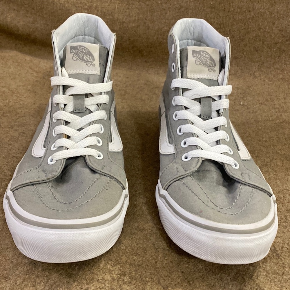 Vans  Off The Wall Skate Shoes. Mens US 6.5 Woman’s US 8  721356
